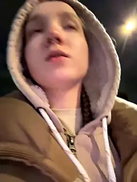 bambi lu online show from 2, 11, 2025