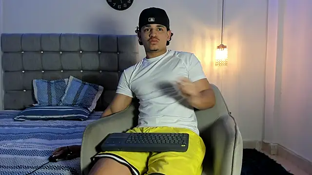 samxx muscle online show from 20, 10, 2025