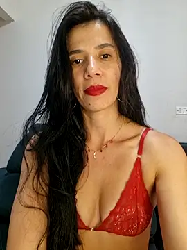 Snapshot of suzy20252 chatting on 6, 11, 2025 suzy20252 online show from 6, 11, 2025