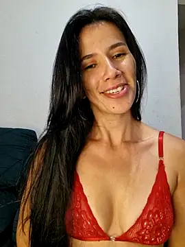 Snapshot of suzy20252 chatting on 18, 11, 2025 suzy20252 online show from 18, 11, 2025