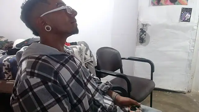 Snapshot of Cobra__Egipcia chatting on 16, 10, 2025 Cobra Egipcia online show from 16, 10, 2025