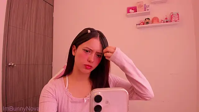 ImBunnyNova online show from 25, 6, 2026