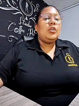 Snapshot of sheila_ro chatting on 12, 2, 2026 sheila ro online show from 12, 2, 2026