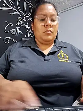 Snapshot of sheila_ro chatting on 14, 2, 2026 sheila ro online show from 14, 2, 2026