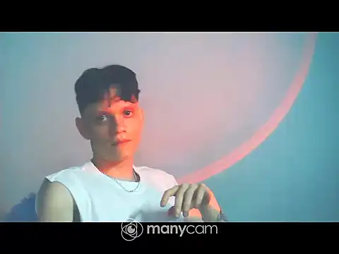 Snapshot of santihot089 chatting on 1, 11, 2025 santihot089 online show from 1, 11, 2025