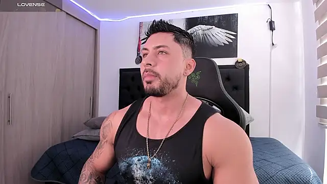 santi aesthetic online show from 3, 2, 2026