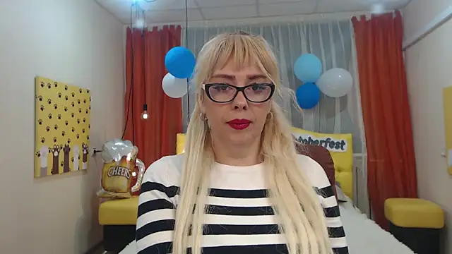 Snapshot of KatrinaCharm chatting on 21, 9, 2025 KatrinaCharm online show from 21, 9, 2025