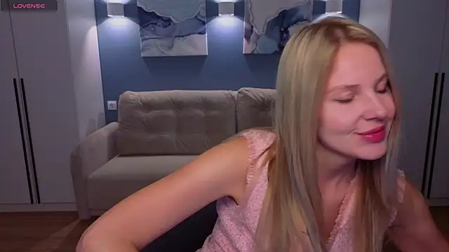 MelanieBennett online show from 3, 5, 2026