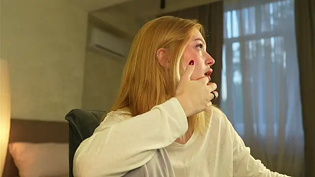 Cyberheart  online show from 27, 9, 2025