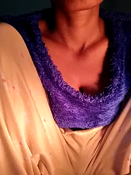 Snapshot of Desi_Bhabi_01 chatting on 7, 2, 2026 Desi Bhabi 01 online show from 7, 2, 2026