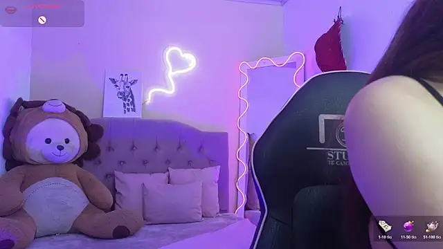 kissy tay online show from 21, 10, 2025