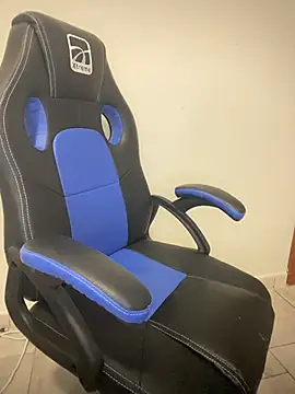 Snapshot of Monella123 chatting on 5, 2, 2026 Monella123 online show from 5, 2, 2026