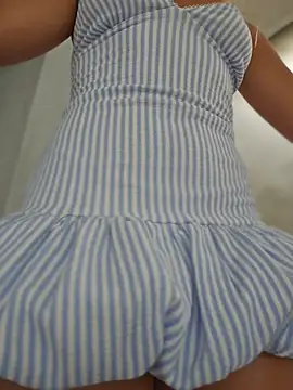 Pretty roxxyy online show from 5, 5, 2026