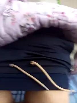 Snapshot of leona633 chatting on 9, 11, 2025 leona633 online show from 9, 11, 2025