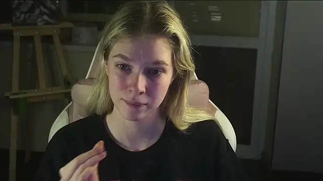 Snapshot of nethasim chatting on 22, 3, 2025 nethasim online show from 22, 3, 2025