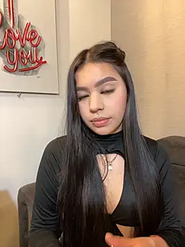 Cristina pinkk online show from 6, 11, 2025