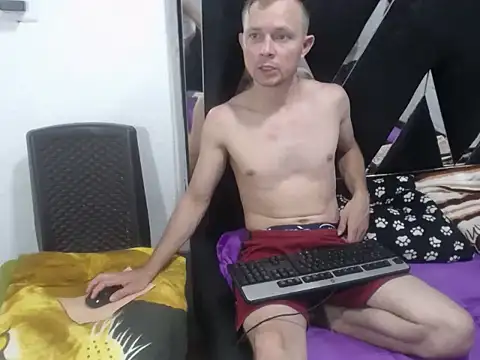 Snapshot of hot_mann11 chatting on 7, 10, 2025 hot mann11 online show from 7, 10, 2025