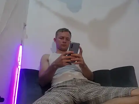 Snapshot of hot_mann11 chatting on 13, 3, 2026 hot mann11 online show from 13, 3, 2026