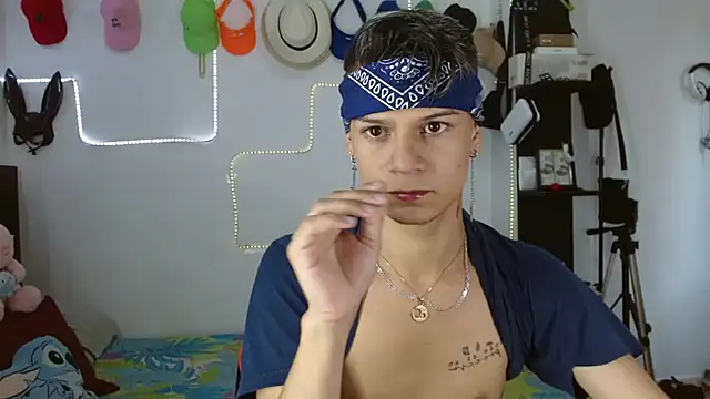 axce1 boy24 online show from 11, 9, 2025