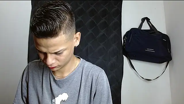 axce1 boy24 online show from 15, 10, 2025