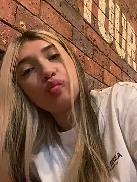 Mia  Gray online show from 23, 3, 2025