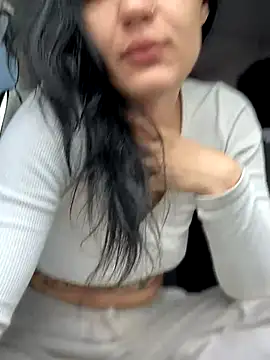 Snapshot of MeekyRich chatting on 7, 10, 2025 MeekyRich online show from 7, 10, 2025