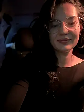 Snapshot of MeekyRich chatting on 9, 11, 2025 MeekyRich online show from 9, 11, 2025