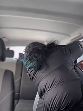 Snapshot of MeekyRich chatting on 11, 11, 2025 MeekyRich online show from 11, 11, 2025