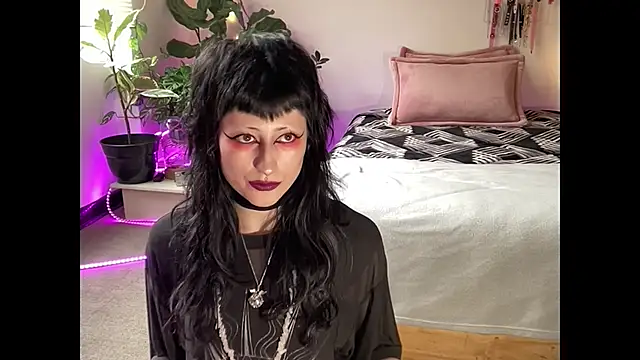 Snapshot of ELENA_UMBRA chatting on 15, 12, 2025 ELENA UMBRA online show from 15, 12, 2025