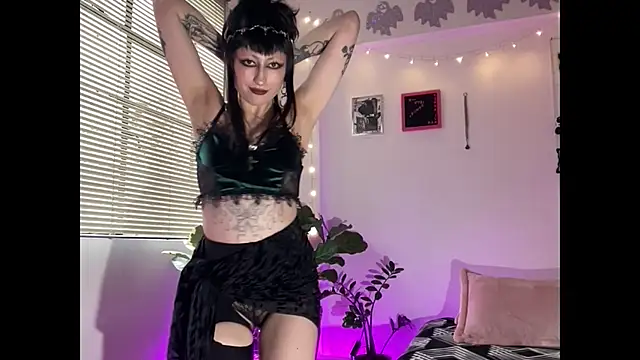 Snapshot of ELENA_UMBRA chatting on 16, 12, 2025 ELENA UMBRA online show from 16, 12, 2025