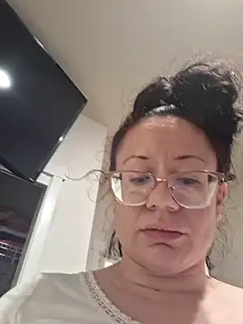 Snapshot of kinkikatie69 chatting on 13, 2, 2026 kinkikatie69 online show from 13, 2, 2026