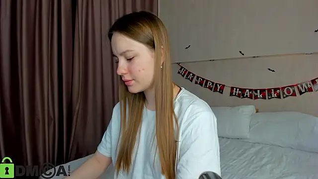 Candy Cansew online show from 29, 10, 2025