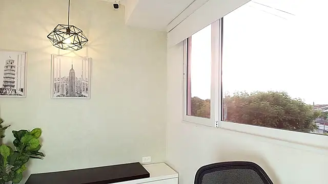  Victoria Collins online show from 17, 9, 2025