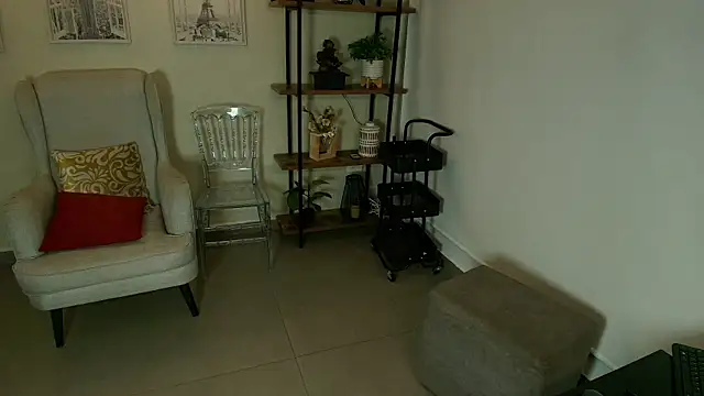  Victoria Collins online show from 4, 7, 2026