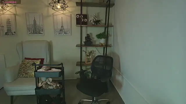  Victoria Collins online show from 14, 7, 2026