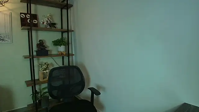  Victoria Collins online show from 27, 7, 2026