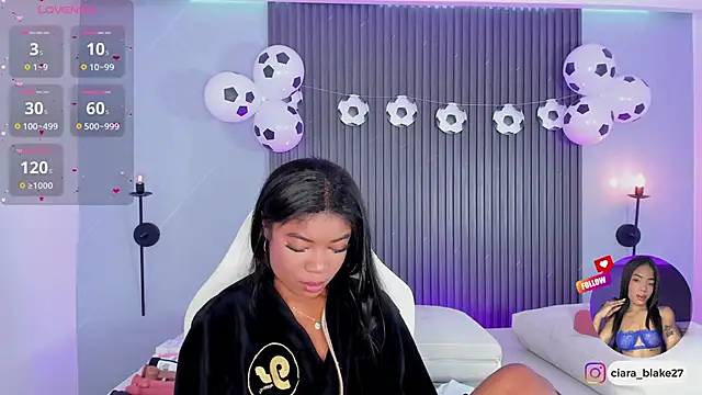 Snapshot of ciara_blake chatting on 26, 6, 2026 ciara blake online show from 26, 6, 2026