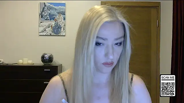 Wild Silk Desire online show from 3, 2, 2026