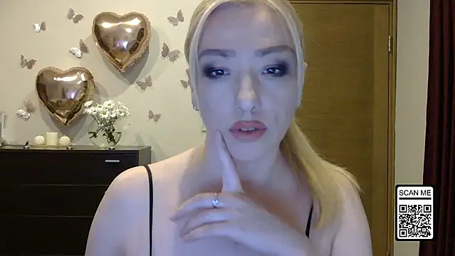 Snapshot of Wild_Silk_Desire chatting on 11, 5, 2026 Wild Silk Desire online show from 11, 5, 2026