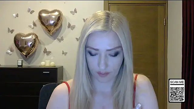 Snapshot of Wild_Silk_Desire chatting on 5, 6, 2026 Wild Silk Desire online show from 5, 6, 2026