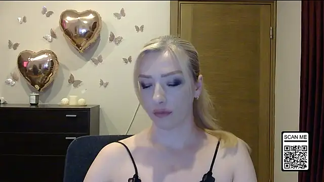 Snapshot of Wild_Silk_Desire chatting on 14, 6, 2026 Wild Silk Desire online show from 14, 6, 2026