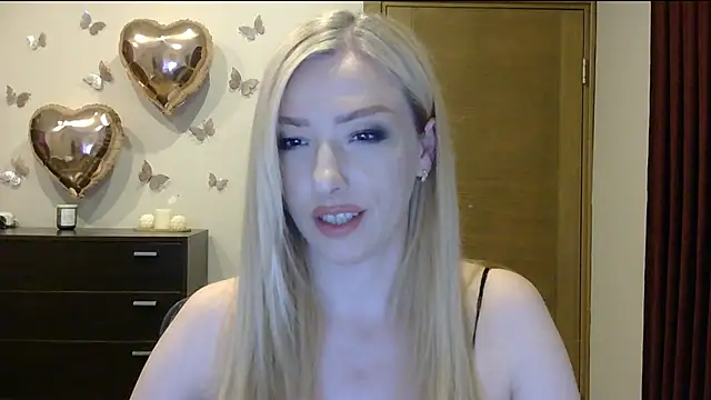 Snapshot of Wild_Silk_Desire chatting on 22, 6, 2026 Wild Silk Desire online show from 22, 6, 2026
