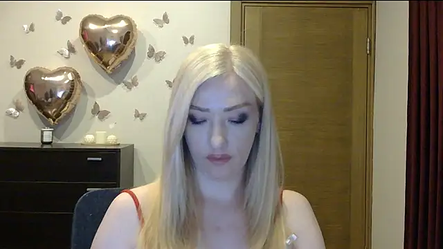 Snapshot of Wild_Silk_Desire chatting on 27, 6, 2026 Wild Silk Desire online show from 27, 6, 2026