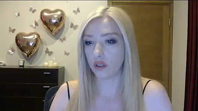 Snapshot of Wild_Silk_Desire chatting on 10, 7, 2026 Wild Silk Desire online show from 10, 7, 2026