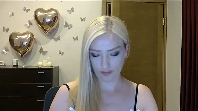 Snapshot of Wild_Silk_Desire chatting on 17, 7, 2026 Wild Silk Desire online show from 17, 7, 2026