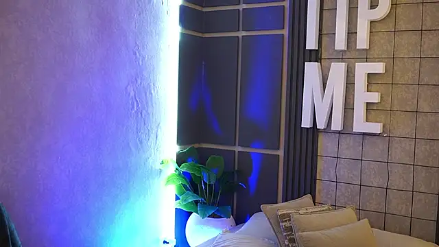 Susan wall online show from 4, 10, 2025