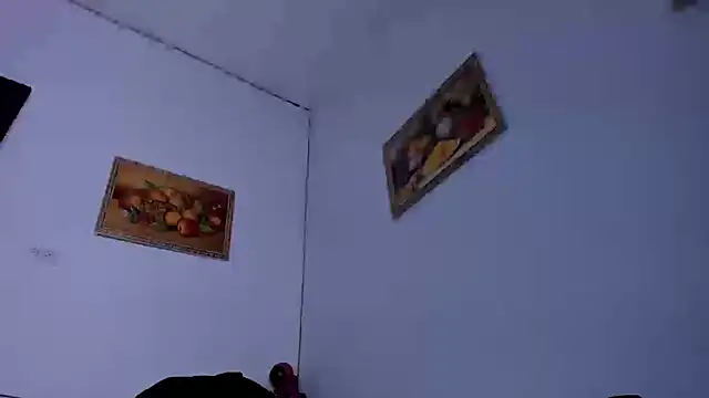 Victoriaa2 Doll online show from 13, 11, 2025