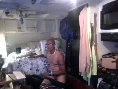 Snapshot of badboy2u2025 chatting on 29, 7, 2026 badboy2u2025 online show from 29, 7, 2026