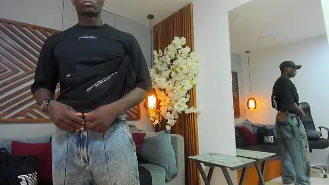 MarcusBlack  online show from 18, 10, 2025