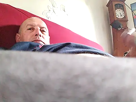 Vince072 online show from 10, 5, 2026